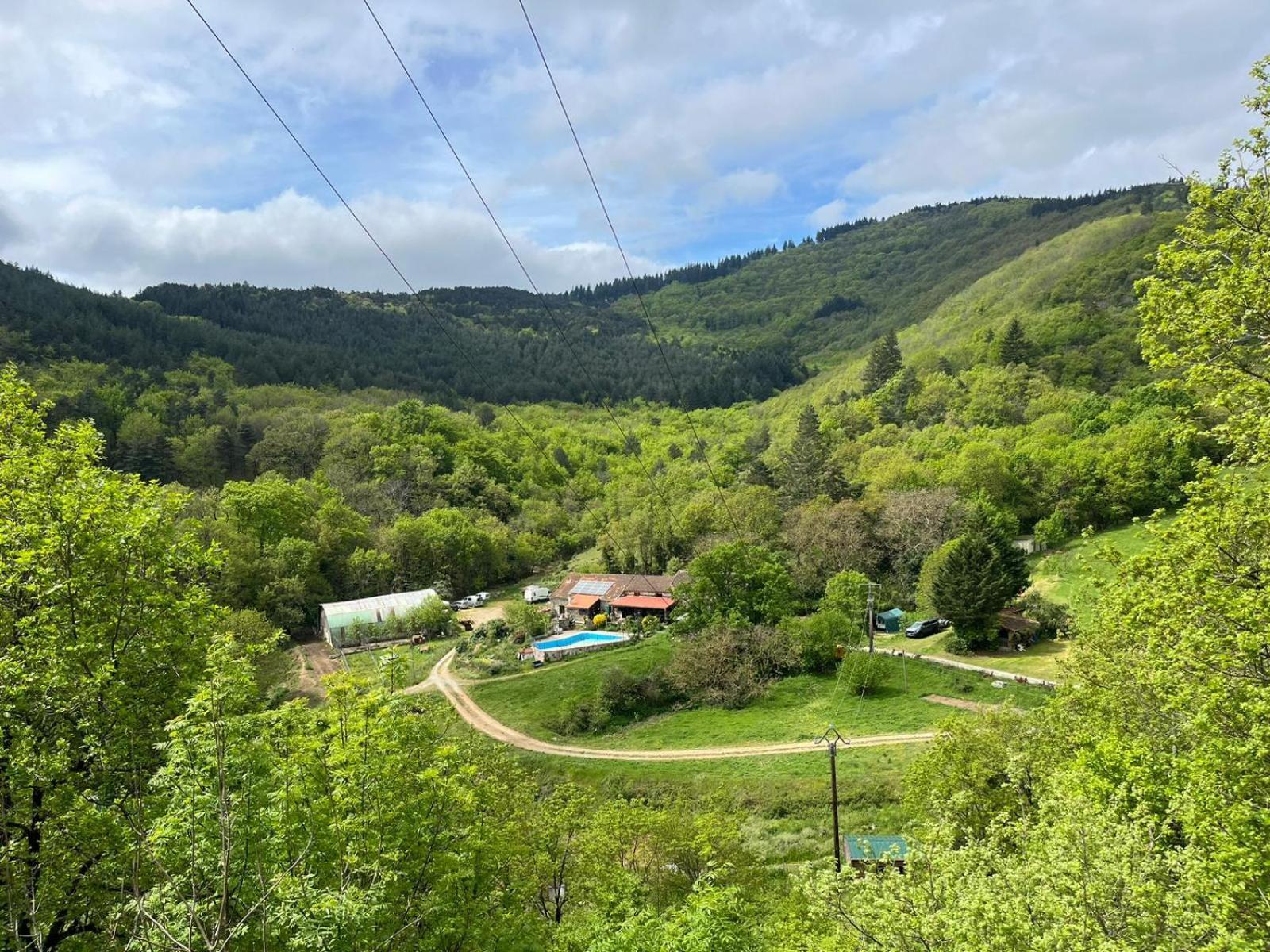 Saint-Pons-de-Thomieres Ferme Les Therondels מראה חיצוני תמונה